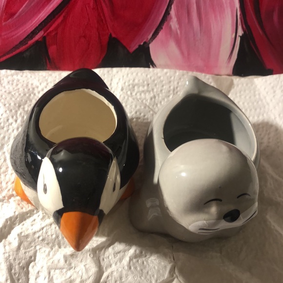 Other - Animal planters seal & Penguine- 2-ceramic decor